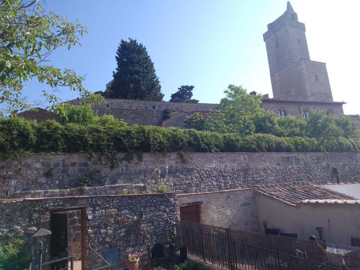 شقة La Casina Tra Le Torri سان جيمينيانو المظهر الخارجي الصورة