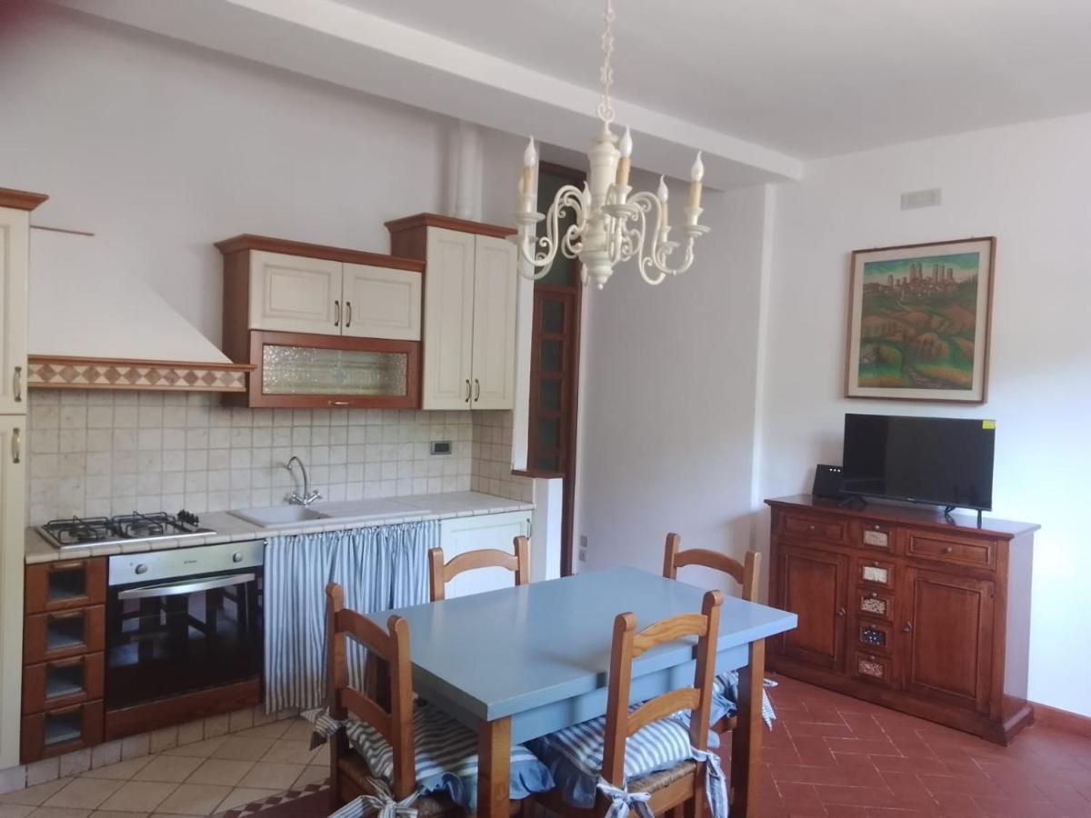 شقة La Casina Tra Le Torri سان جيمينيانو المظهر الخارجي الصورة