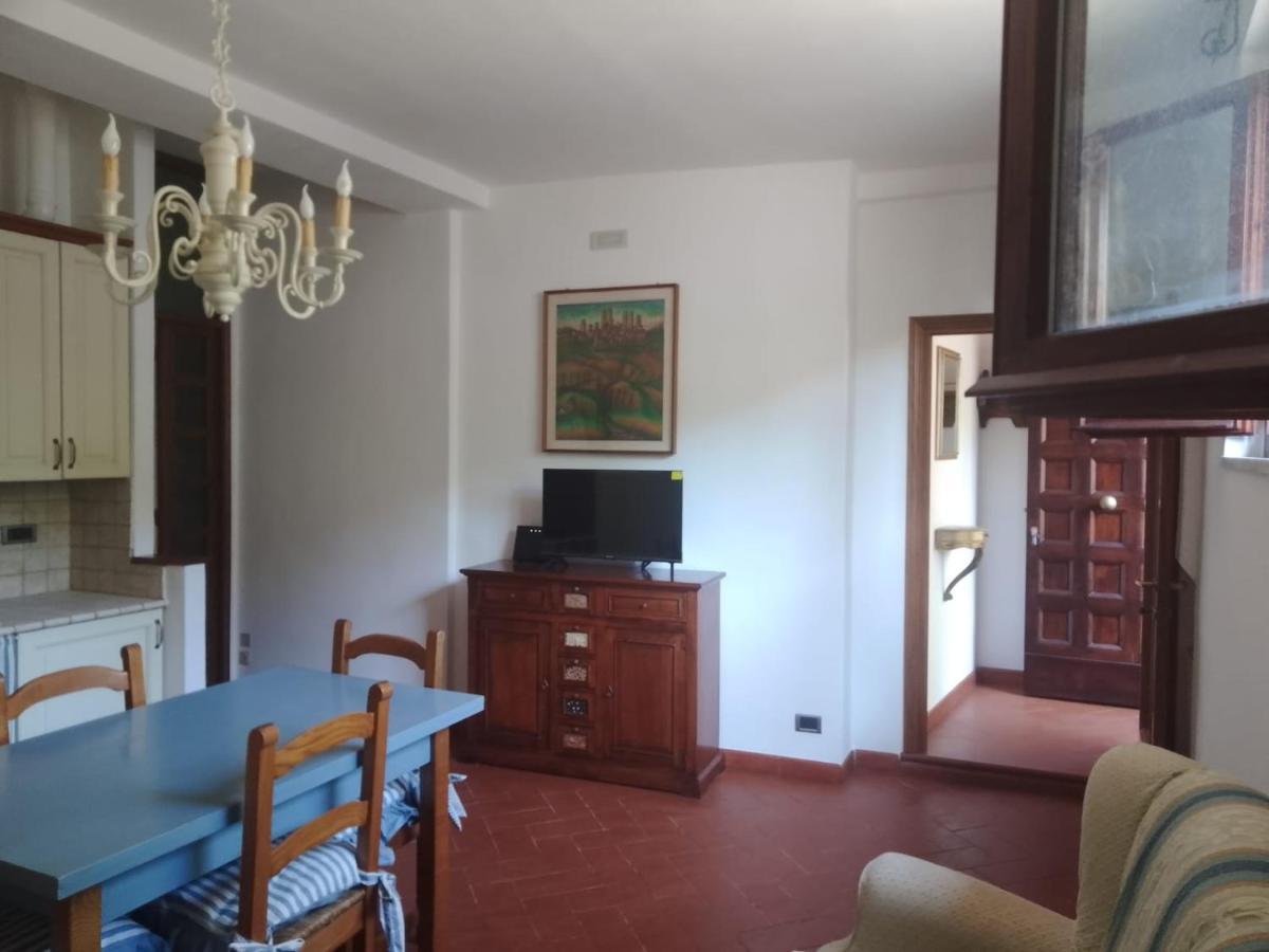 شقة La Casina Tra Le Torri سان جيمينيانو المظهر الخارجي الصورة
