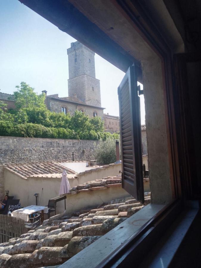 شقة La Casina Tra Le Torri سان جيمينيانو المظهر الخارجي الصورة